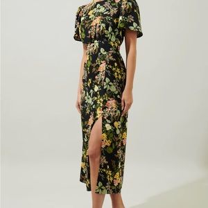 Sugarlips Night bloom floral midi dress size medium